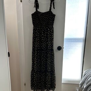 Chic Black Floral Maxi Dress